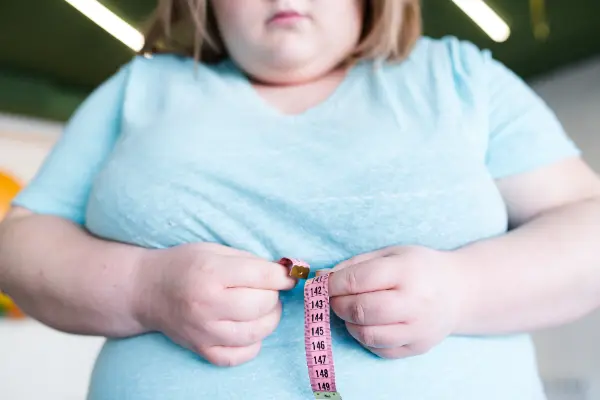 ¿Sabes cuál es la diferencia entre obesidad y obesidad mórbida​? Entender estas condiciones es fundamental para cuidar tu bienestar integral. En este artículo te explicaré aspectos que quizá no conoces...